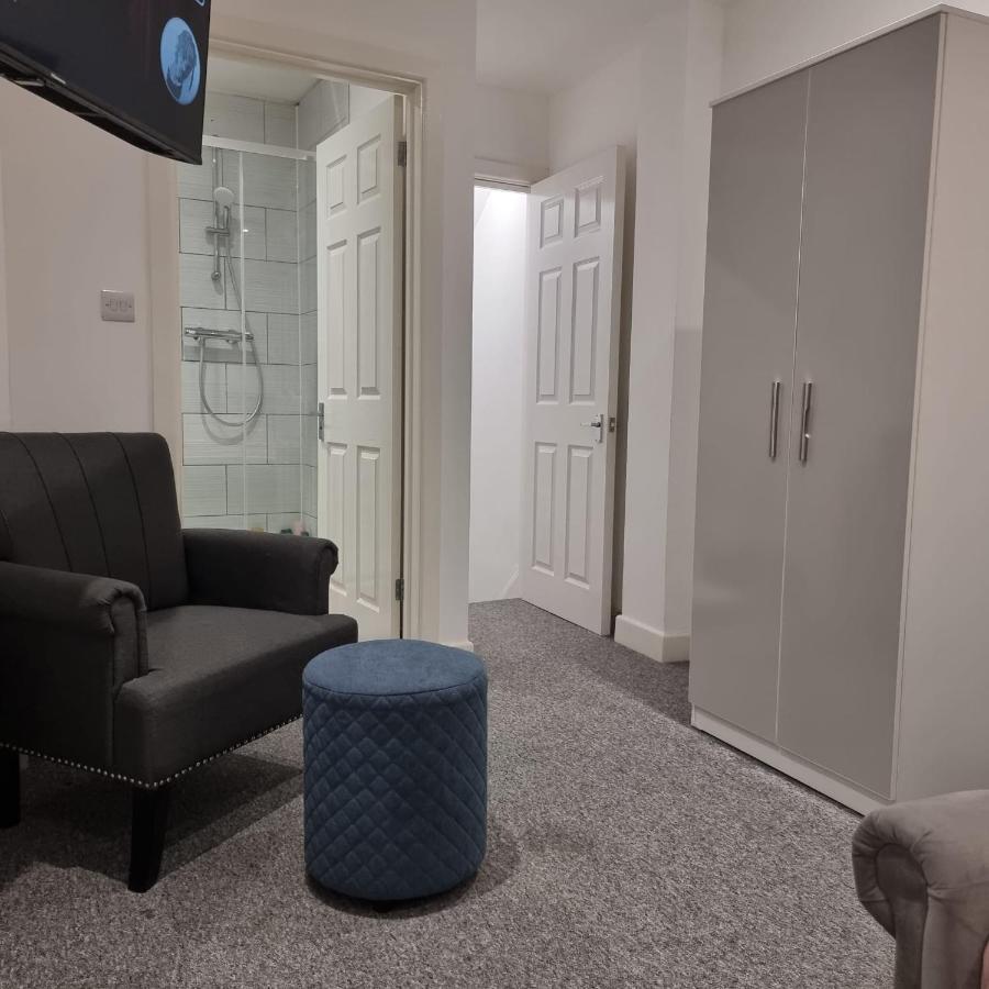 Classic 2 Bed Apartment In Oldkent Road London Kültér fotó
